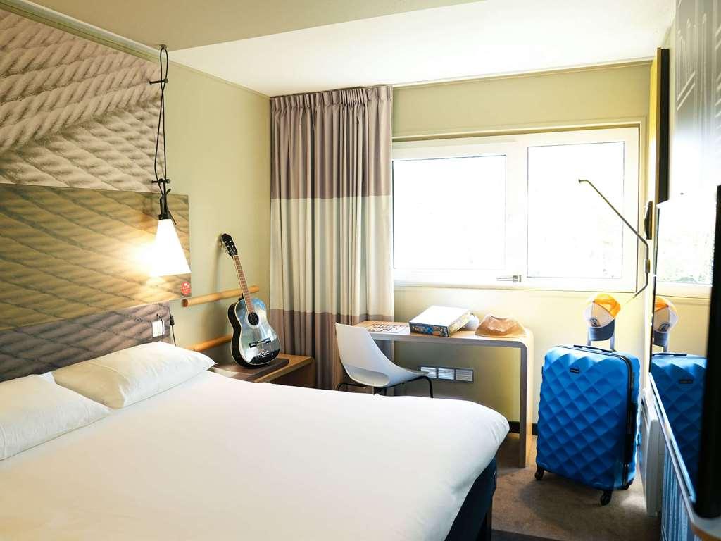 Hotel Ibis Porte D'angleterre 3*