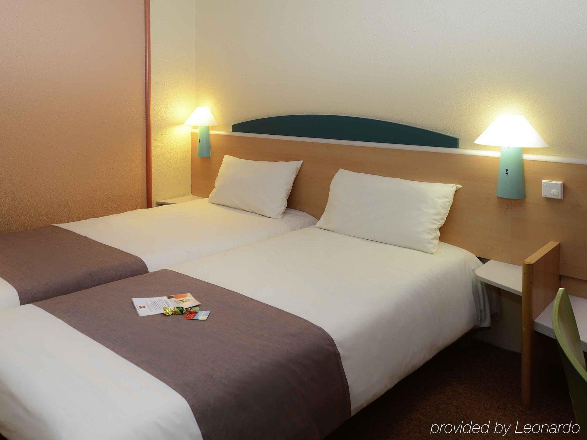 Ibis Porte D'angleterre Hotel